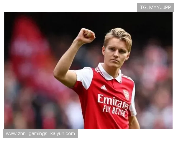 阿森纳由厄德高主导攻势,整体推进如同流线